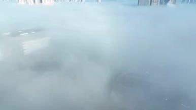4K航拍贵阳大气唯美云海城市平流雾视频的预览图